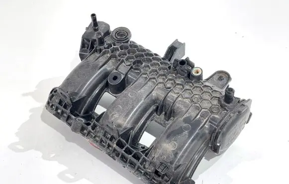 Peugeot 308 SW Intake manifold 9842272880