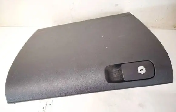 Volkswagen Golf Plus Glove box 5m1857097