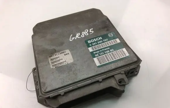 Peugeot 106 Engine control unit/module 9613113880