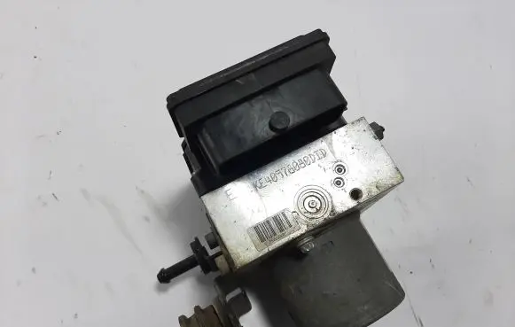 Volkswagen PASSAT B7 ABS Pump 3AA614109AP