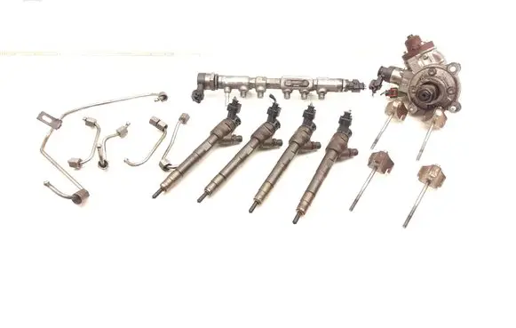 Jaguar XE Fuel injection system set G4D39K546AA G4D39B395AA G4D39D280AA