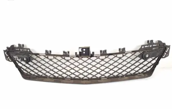 Mercedes-Benz C W204 Front bumper lower grill A2048851324