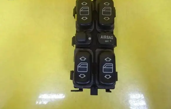 Mercedes-Benz A W168 Electric window control switch 1688202810