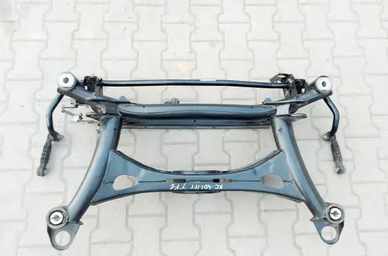 Volvo XC40 Rear axle beam 32246360