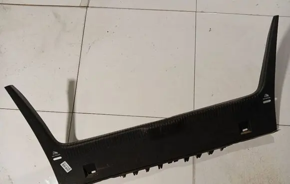 Other trunk/boot trim element