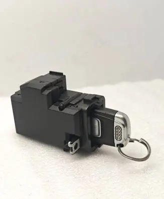 Audi A5 8T 8F Ignition lock 8K0909131B 3330420100