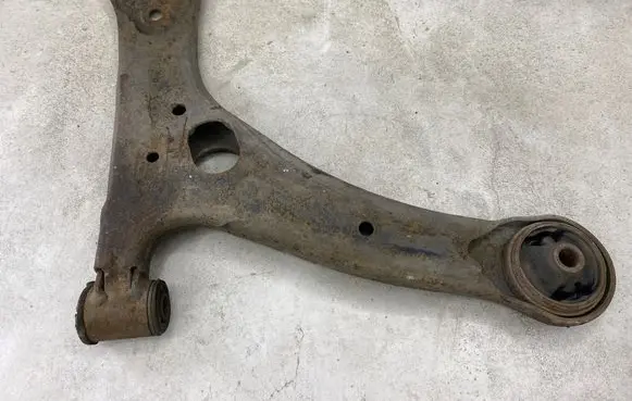 Toyota Prius (XW20) Front control arm