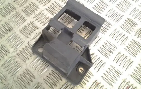 Volkswagen Crafter Front bumper mounting bracket A9068850163