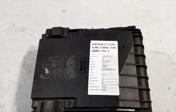 Audi A3 S3 8P Fuse box set 1K0937125D