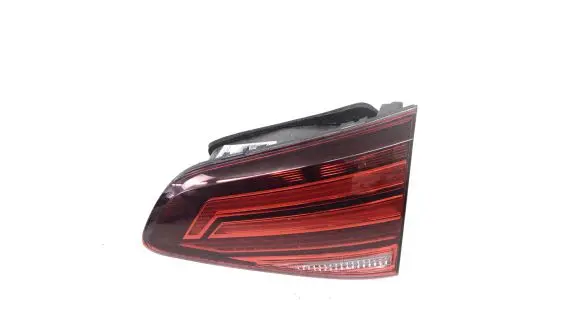 Volkswagen Golf VII Tailgate rear/tail lights 5G0945094AH