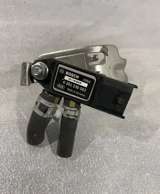 Suzuki SX4 S-Cross Exhaust gas pressure sensor 0261230562