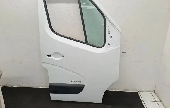 Door (2 Door Coupe)