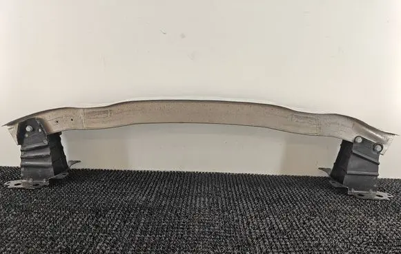 Audi A3 S3 A3 Sportback 8P Front bumper cross member 8P0807113B