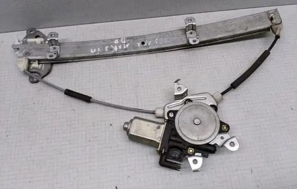 Nissan Maxima Front door window regulator with motor 8073089913