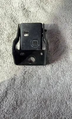 Citroen C2 Tailgate/trunk/boot hinge 861391