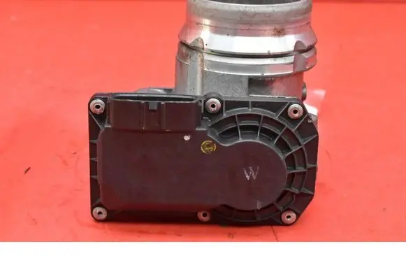 Volvo V60 Throttle body valve 31293930
