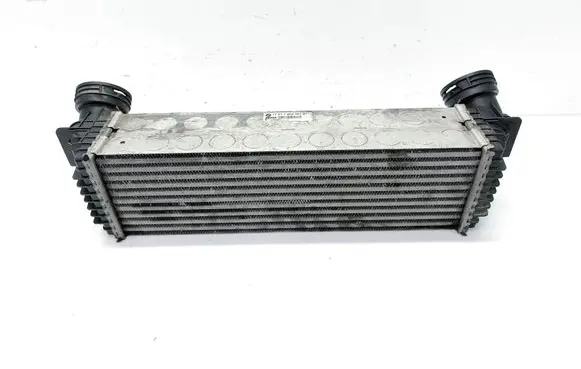 BMW X5M E70 Intercooler radiator 780932101 7809321