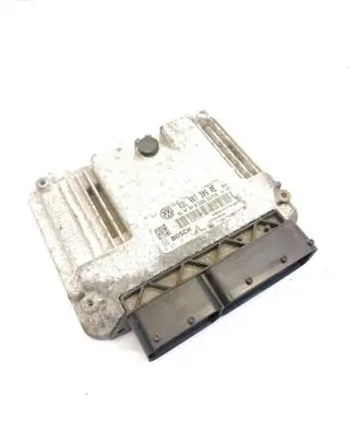 Volkswagen PASSAT B6 Engine control unit/module 03L907309AE 0281017946