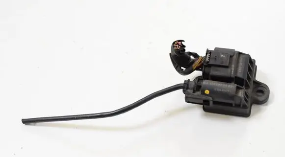 BMW 3 GT F34 Glow plug pre-heat relay 12244014771 0522120204