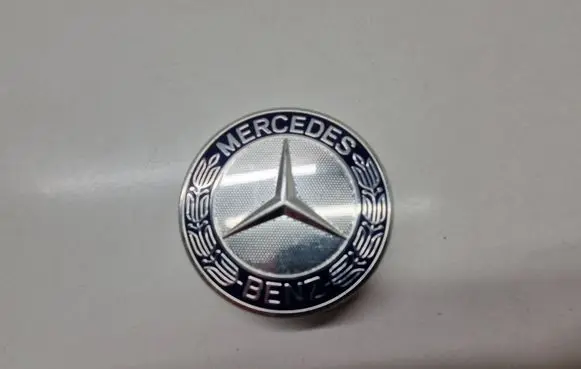 Mercedes-Benz CLA C117 X117 W117 Original wheel cap A1714000125