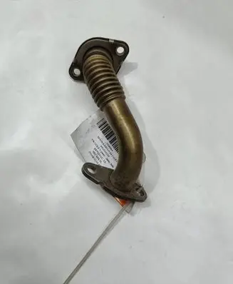 Volkswagen PASSAT B6 EGR valve line/pipe/hose 03C131521S