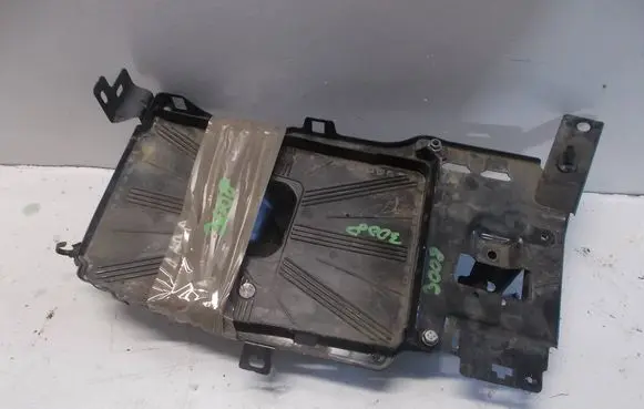 Peugeot 3008 II Battery box tray 