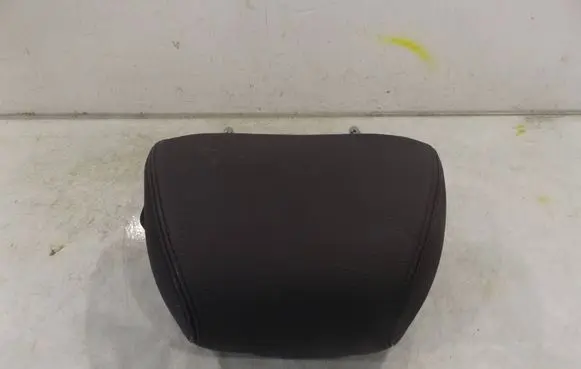 Alfa Romeo 147 Front seat headrest 