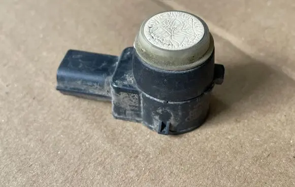 Opel Zafira C Parking PDC sensor 39006749