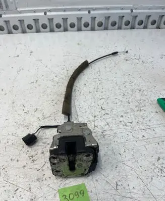 Renault Master III Rear door lock 1120009