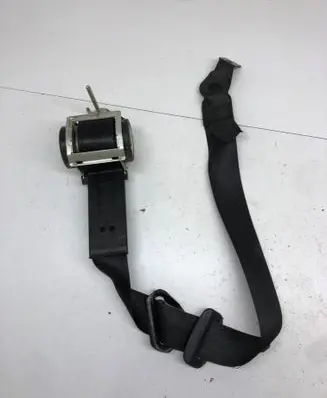 Opel Zafira B Front seatbelt 13242305