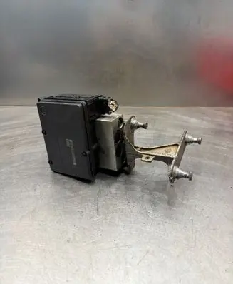 Mercedes-Benz C W203 ABS Pump A0365454032 00402280D1 5G25M21B90