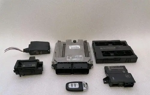 Audi A5 8T 8F Engine control unit/module ECU 8T2907560E