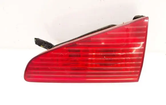 Peugeot 607 Tailgate rear/tail lights 2543D