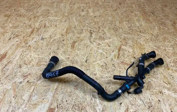 Jaguar I-Pace Engine coolant pipe/hose L9D38D118AB XC7V0