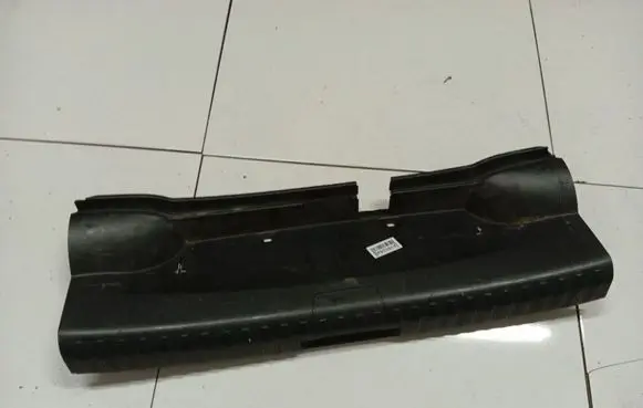 Other trunk/boot trim element