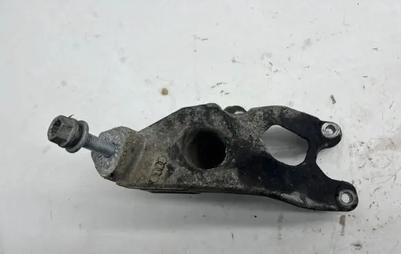 Audi A4 S4 B8 8K Engine mounting bracket 8k0199307 8k0199307be