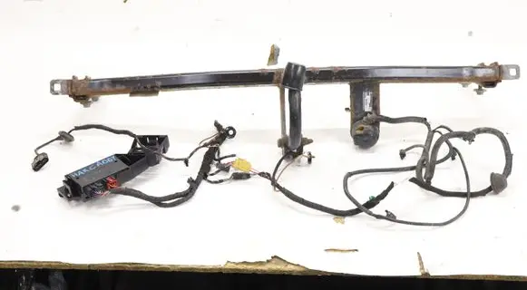 Volkswagen Caddy Front bumper support beam 2K0803881P5785507