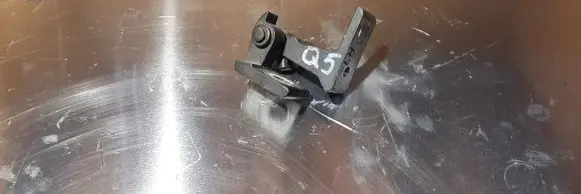 Audi Q5 SQ5 Front door upper hinge 8K0831401B