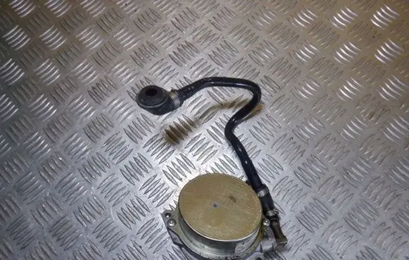 Audi A7 S7 4G Vacuum pump 057145100AF