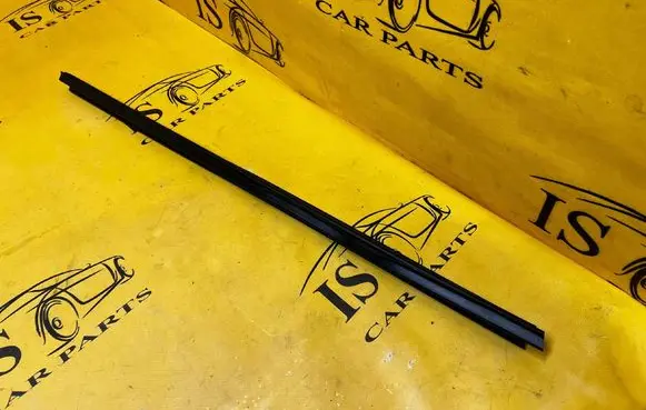 Dacia Sandero III Front door trim (molding) 
