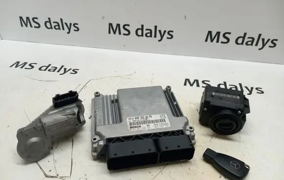 Mercedes-Benz E W211 Engine ECU kit and lock set A6481531479 6481531479 0281011350