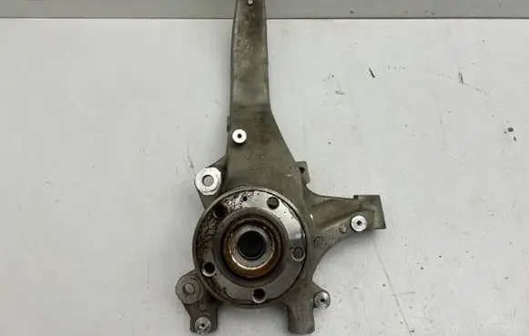 Volvo XC90 Front wheel hub spindle knuckle