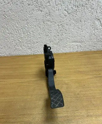 Audi A7 S7 4K8 Accelerator throttle pedal 8K1723523A 6PV00950521