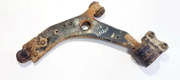 Volvo V50 Front lower control arm/wishbone