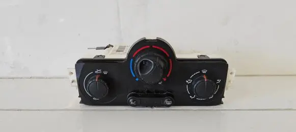 Renault Scenic II - Grand scenic II Climate control unit 69580001 181004 F6665720