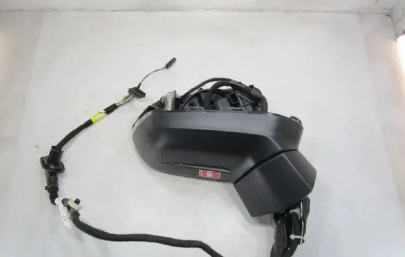 Audi Q3 F3 Wing mirror glass 83B857410H 81A857536G 81B949146