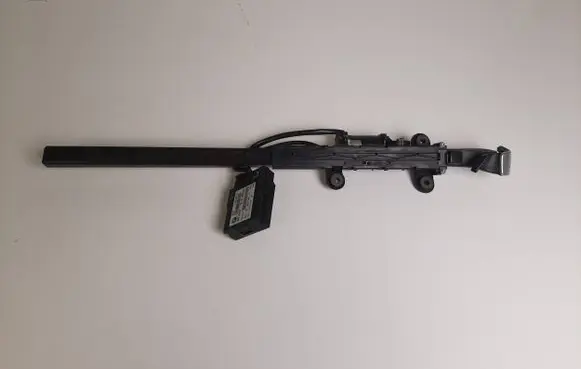 BMW M3 e92 Seat belt height adjuster 9165380 913554100
