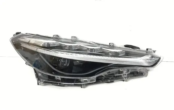 Toyota Corolla Cross Headlight/headlamp 8111016840