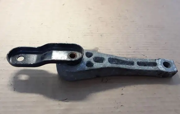 Skoda Superb B6 (3T) Engine mounting bracket 1K0199855BB