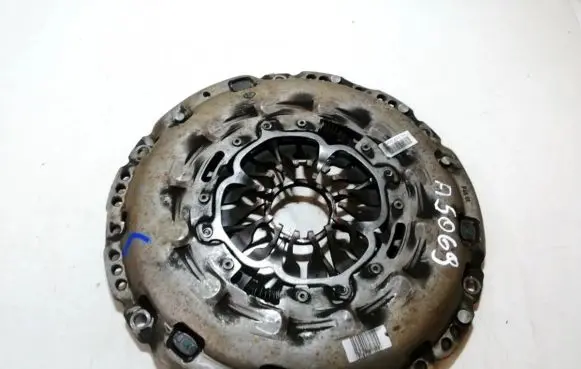 Nissan X-Trail T31 Pressure plate 1425e2201 f4601